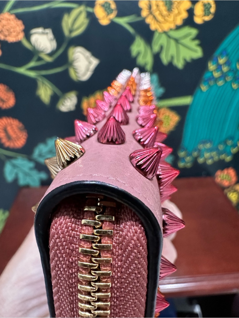 Christian Louboutin Panettone Wallet Voile Pink Ombré Multimetal Spikes like new - Picture 15 of 16